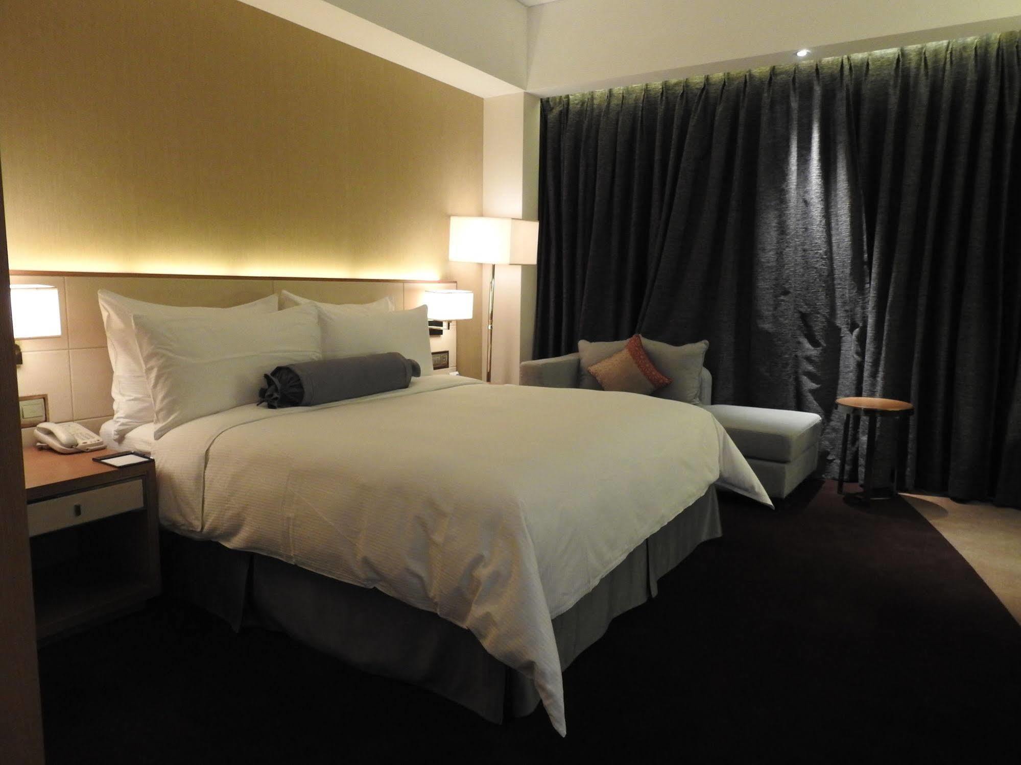 Radisson Blu Hotel Кашгар Екстер'єр фото