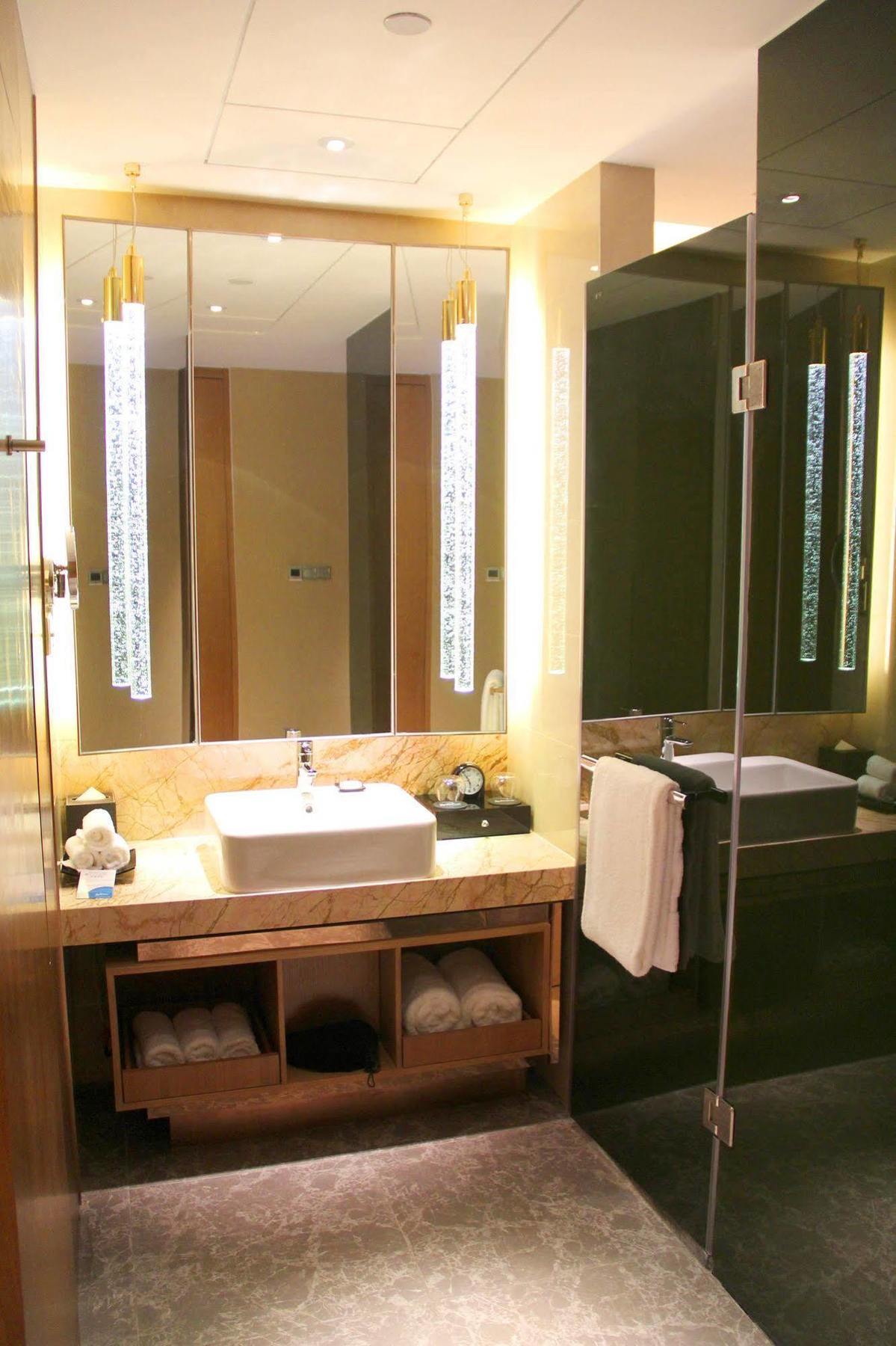 Radisson Blu Hotel Кашгар Екстер'єр фото